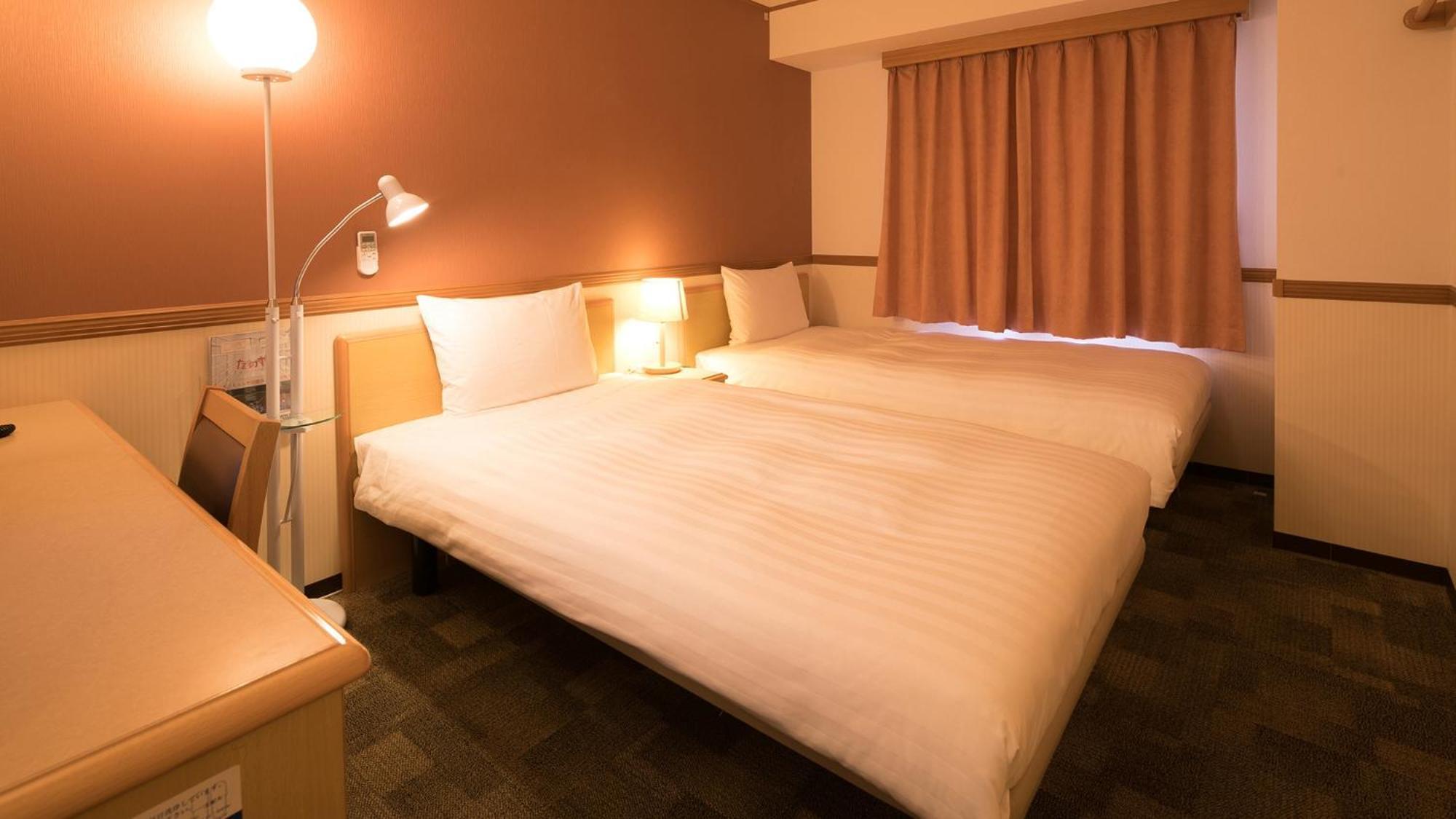Toyoko Inn Kumamoto-Jyo Toricho Suji Rum bild
