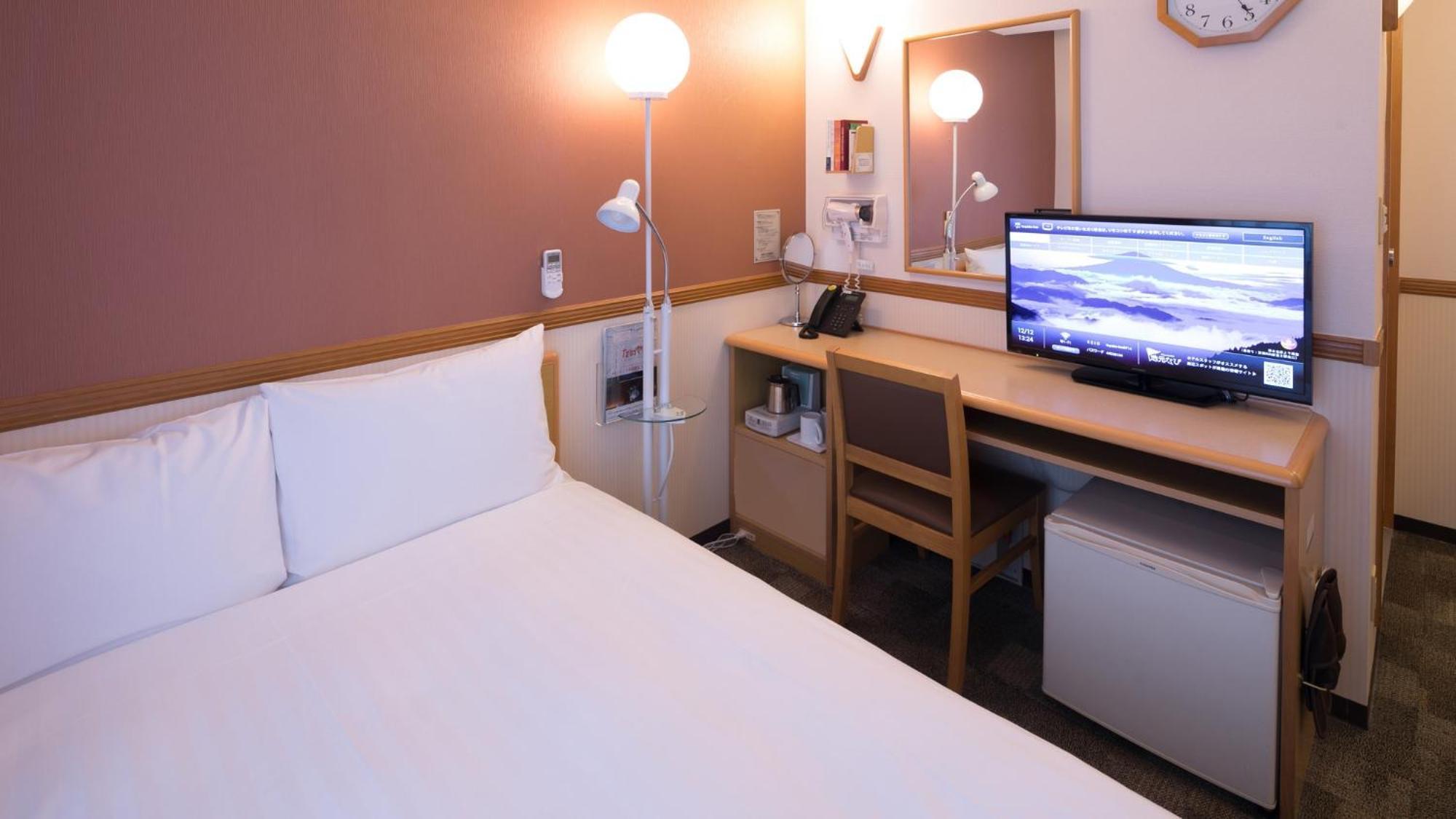 Toyoko Inn Kumamoto-Jyo Toricho Suji Rum bild